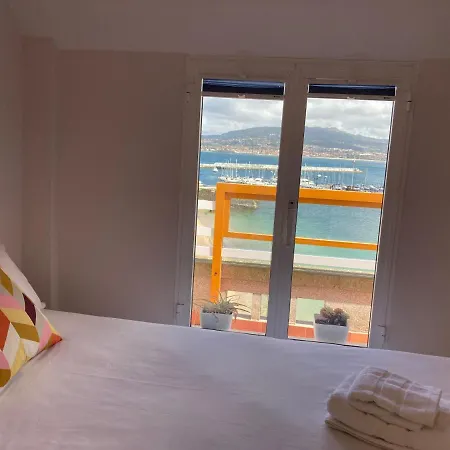 Lejlighed Exclusivo Atico Con Garaje Baiona