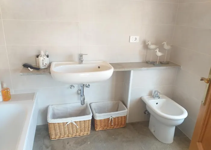Lejlighed Exclusivo Atico Con Garaje Baiona